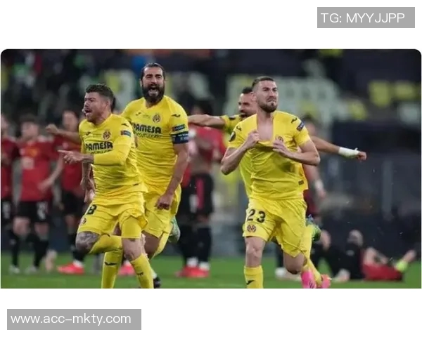 比利亚谈传统9号球员的未来与阿尔瓦雷斯的崛起